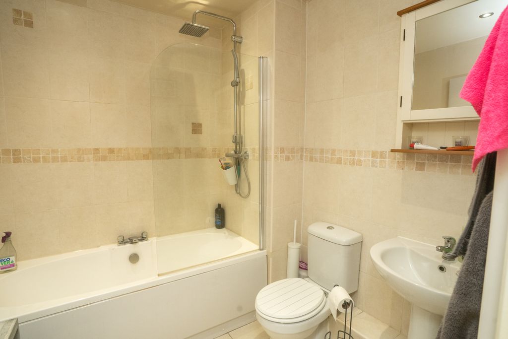 Additional image 8 of 2 bed flat for saleMayfair Court, Prenton CH43