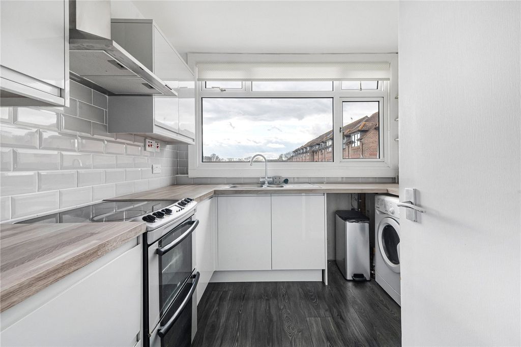 Additional image 8 of 3 bed flat for saleArun Prospect, Station Road, Pulborough, West Sussex RH20