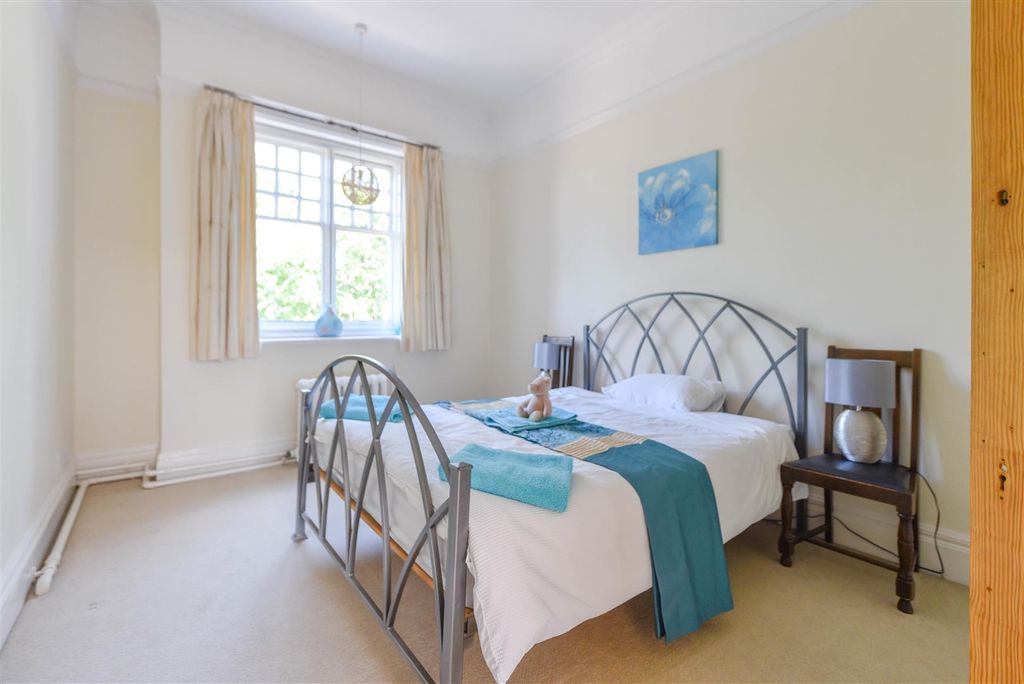 Additional image 20 of 5 bed detached house for saleThe Drive, Kingsley, Northampton NN1