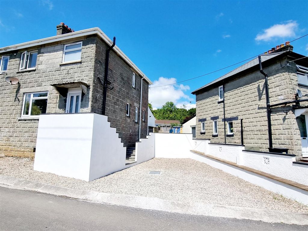 3 bed semi-detached house for saleThe Crescent, Lifton PL16