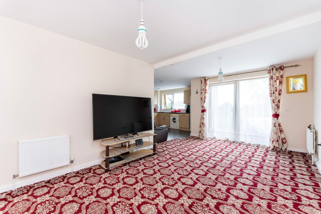 Additional image 4 of 2 bed flat for saleFurlong House Eastcote Lane North, Northolt UB5