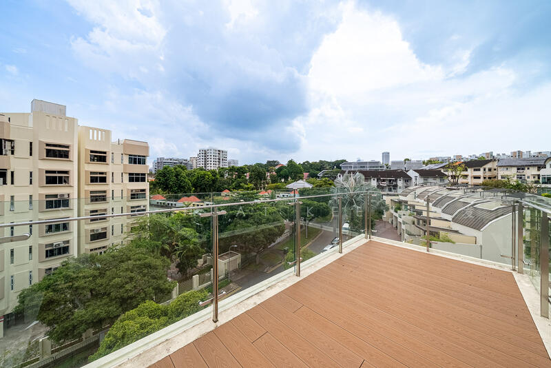 35 Lloyd Road photo 4