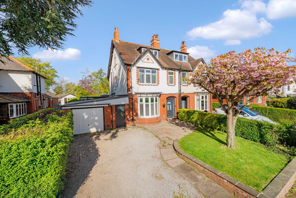 5 bed semi-detached house for saleCherry Lane, Lymm WA13