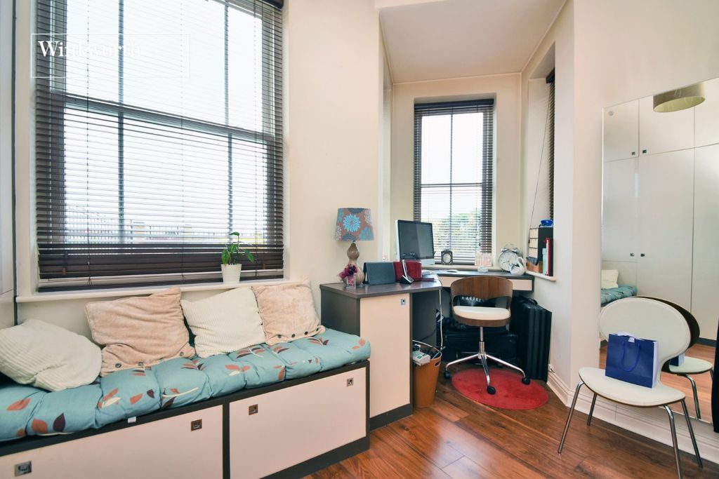 Additional image 10 of 2 bed flat for salePoulter Park, Bishopsford Road, Morden SM4