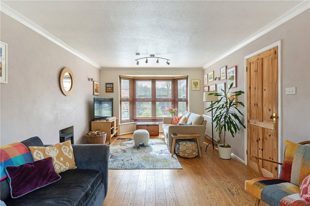Additional image 4 of 4 bed detached house for saleHughes Close, Marlborough, Wiltshire SN8