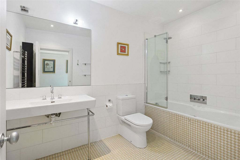 Additional image 19 of 6 bed detached house for saleNelson Road, New Malden KT3