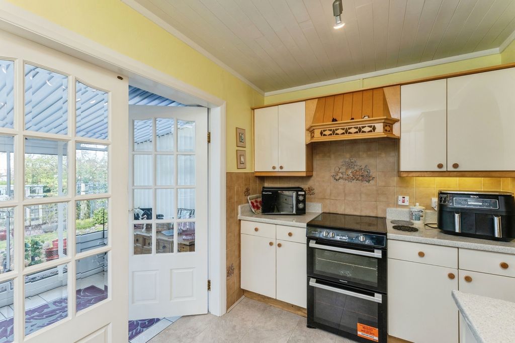 Additional image 9 of 3 bed semi-detached house for saleNorman Drive, Prestatyn, Norman Drive, Prestatyn LL19