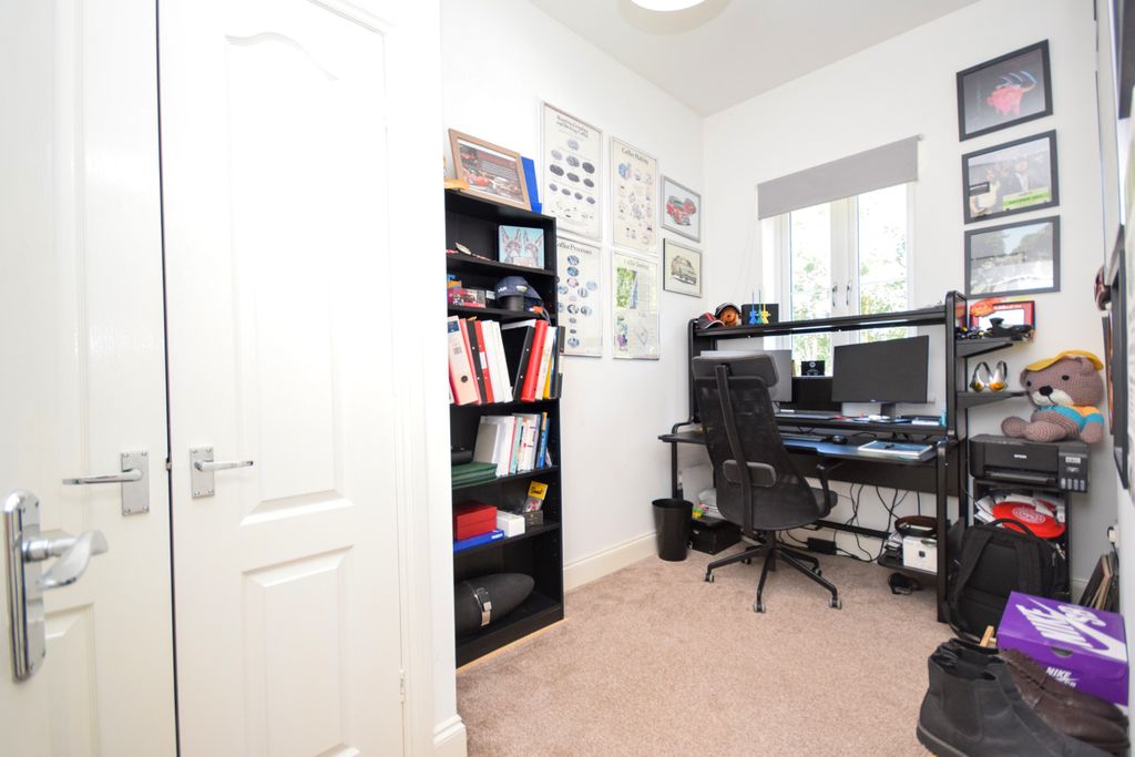 Additional image 17 of 5 bed detached house for saleCleghorn Lea, Lanark ML11