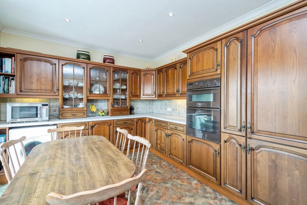 Additional image 19 of 4 bed detached house for saleTredour Road, Newquay, Cornwall TR7