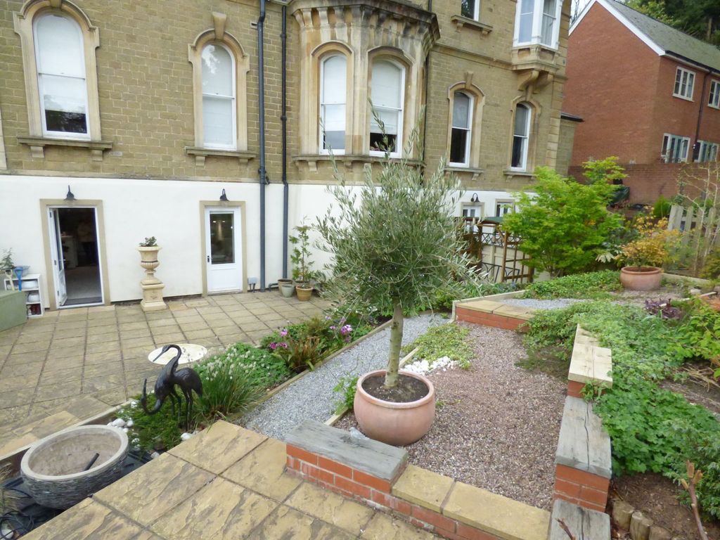 Additional image 16 of 2 bed flat for saleBellmere Gardens, Malvern, Worcestershire WR14