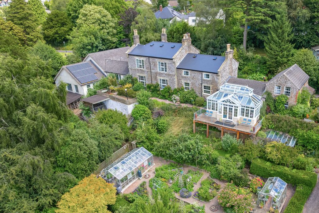 6 bed detached house for saleWest Malvern Road, Malvern WR14