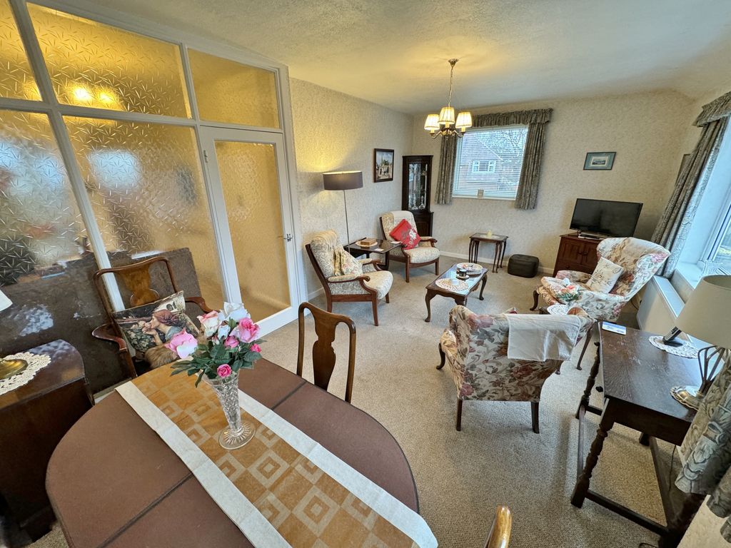 Additional image 6 of 2 bed flat for saleParklands Avenue, Penwortham PR1