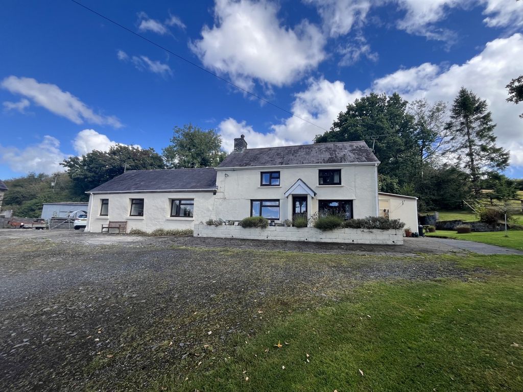 3 bed farm for saleCrugybar, Llanwrda, Carmarthenshire. SA19