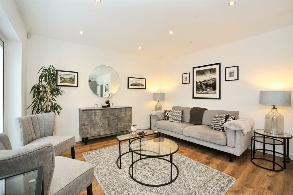 Additional image 8 of 5 bed detached house for saleMaes Cantref, Llanilid, Pontyclun CF72