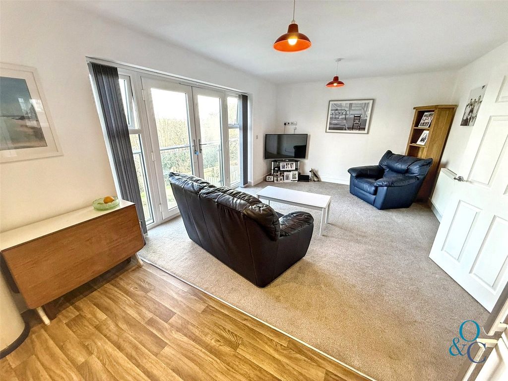 Additional image 6 of 2 bed flat for saleMontfort House, Cardinham Close, Lostwithiel, Cornwall PL22