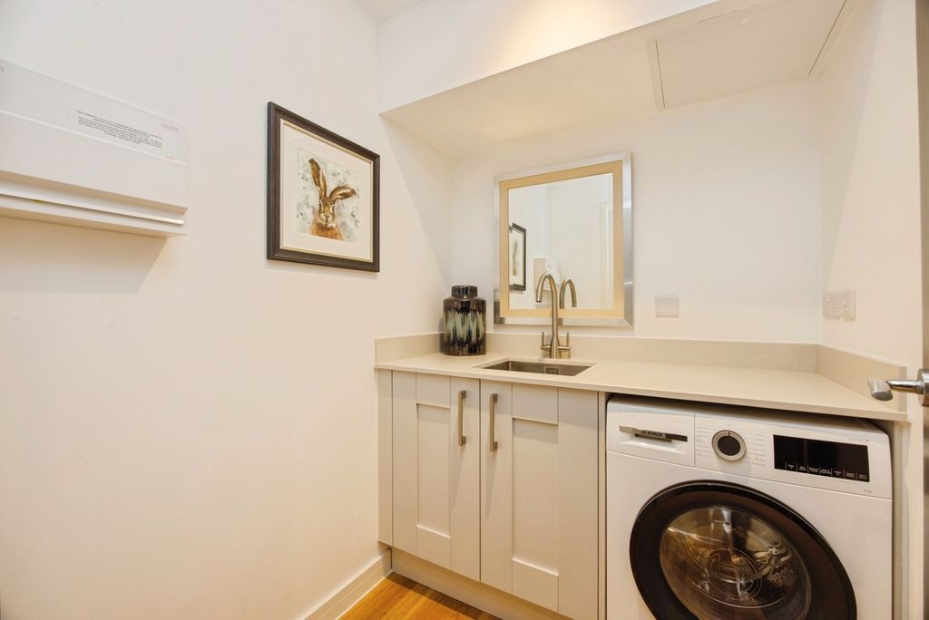 Additional image 11 of 2 bed flat for saleThe Yard, Lostwithiel, Cornwall PL22