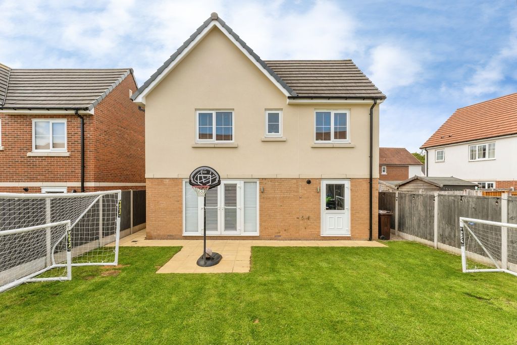 Additional image 29 of 3 bed detached house for saleLlys Carchar, Mold, Flintshire CH7