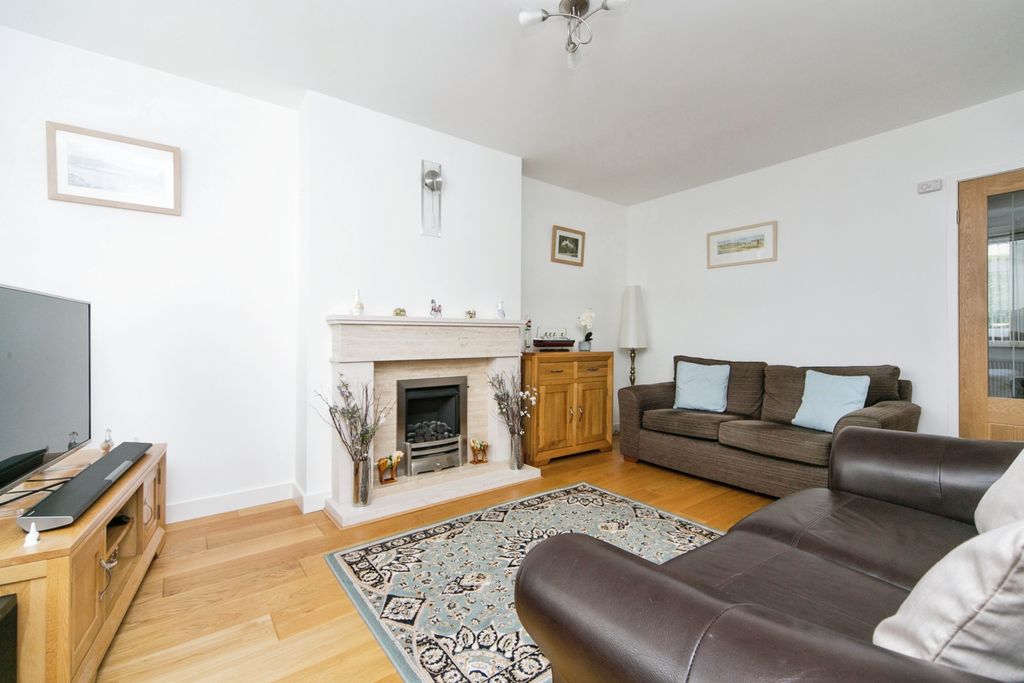 Additional image 5 of 3 bed bungalow for saleMaes Yr Hafod, Menai Bridge, Isle Of Anglesey LL59