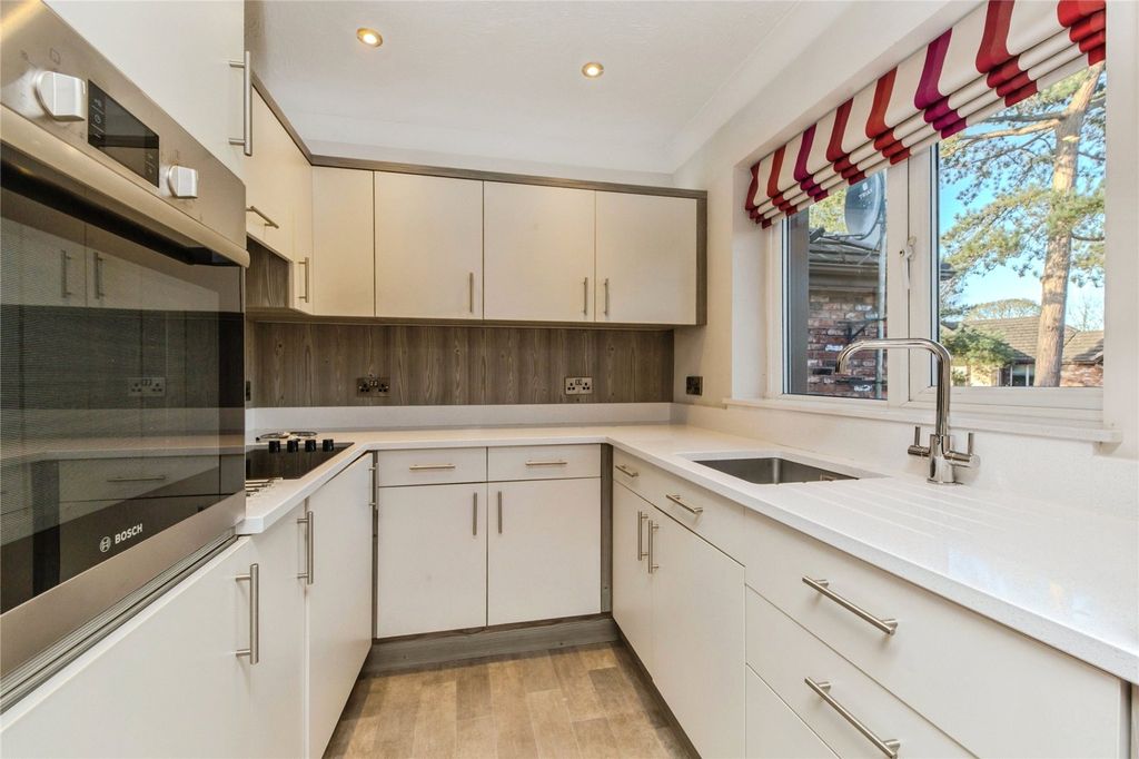 Additional image 2 of 1 bed flat for saleTabley Road, Knutsford, Cheshire WA16