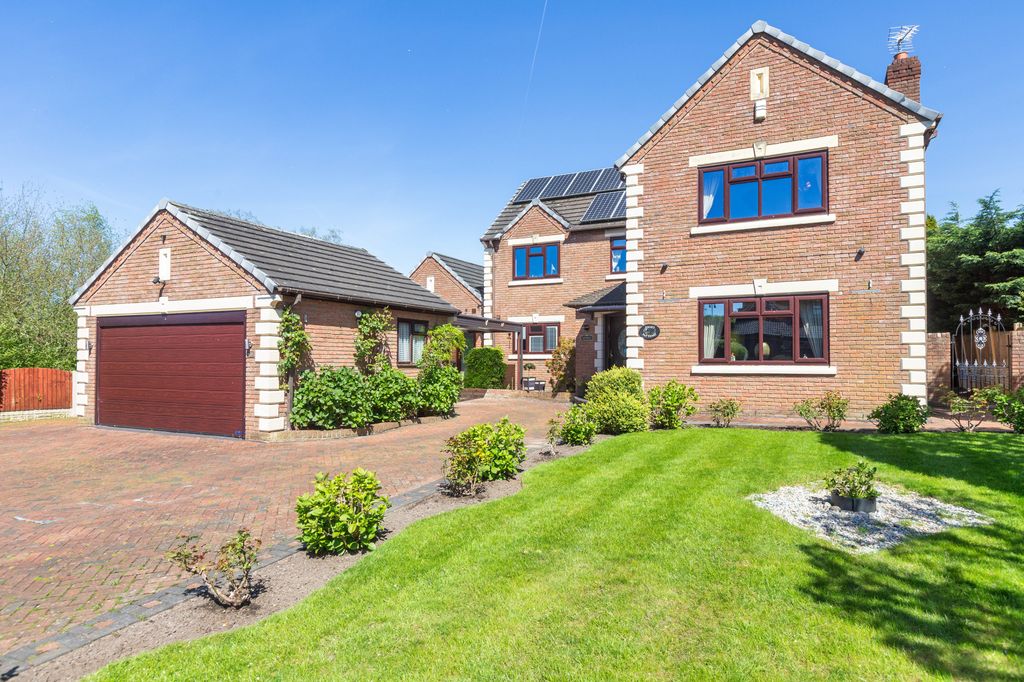 5 bed detached house for saleFulwood, Preston PR2