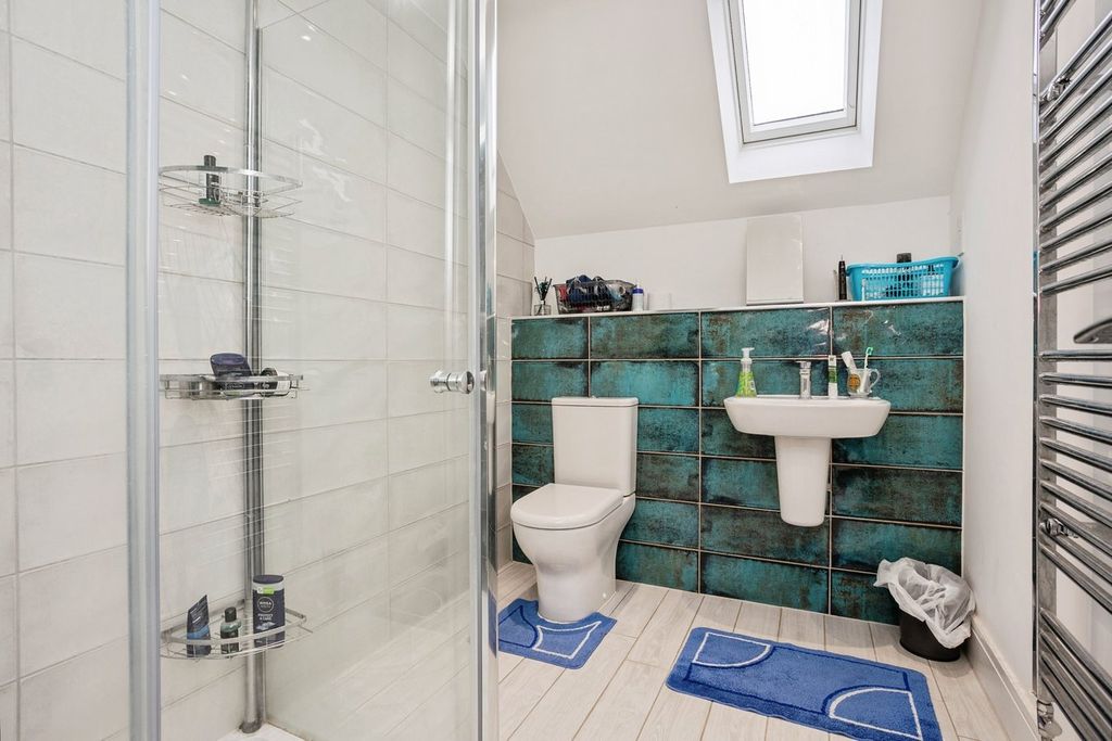 Additional image 10 of 6 bed detached house for saleThreadneedle Way, Newark NG24