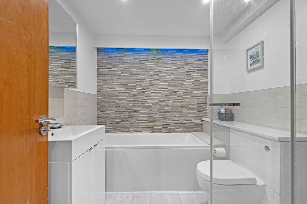 Additional image 14 of 2 bed flat for saleTownley Mill, Townley Street, Macclesfield SK11