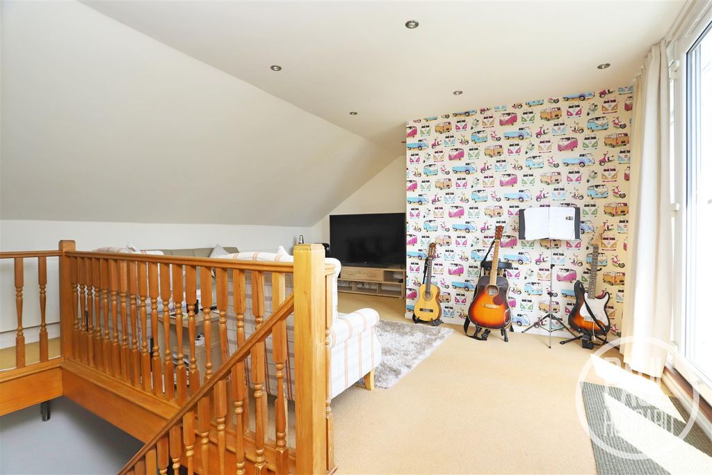 Additional image 29 of 6 bed detached house for saleBroadview Road, Oulton Broad NR32