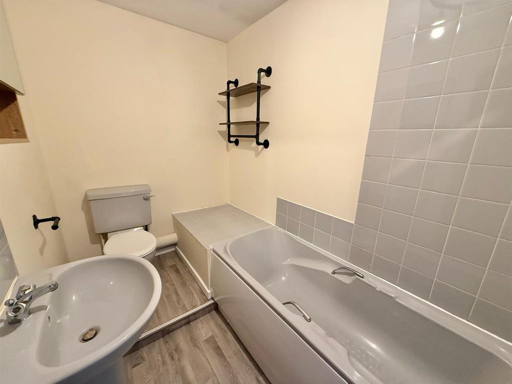Additional image 10 of 2 bed mews for saleSlater Street, Macclesfield SK11