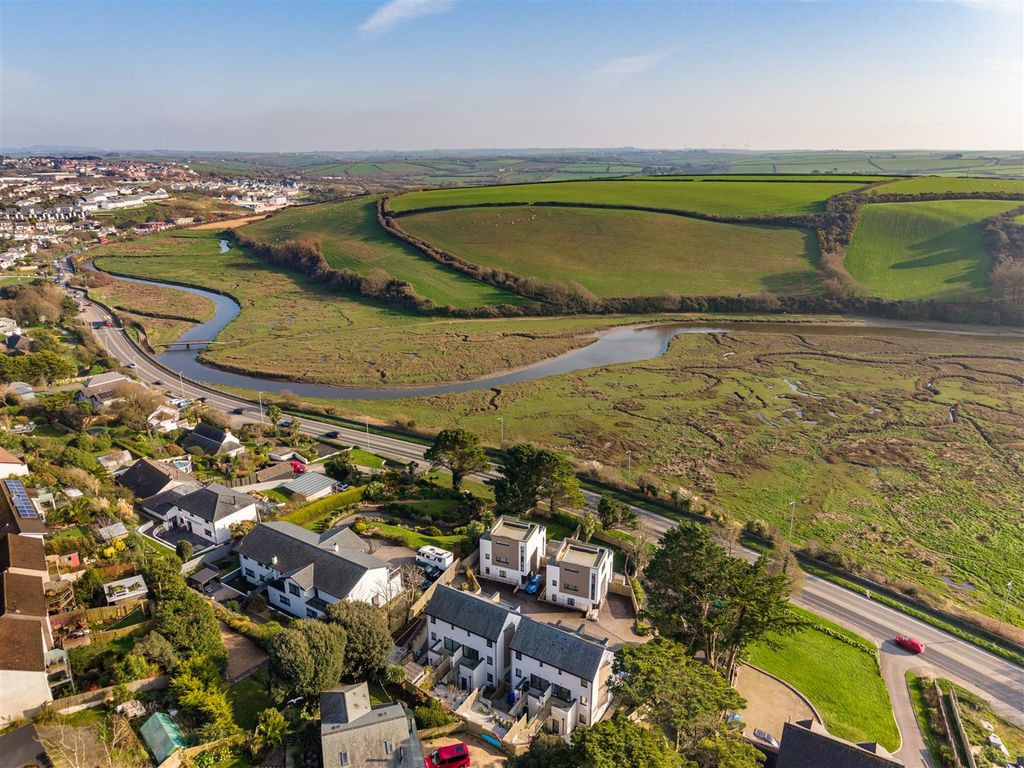 Additional image 11 of 4 bed semi-detached house for saleGannel Road, Newquay TR7