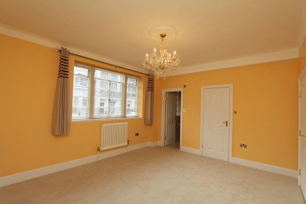 2 Bed Flat, Tavistock Court, WC1H, N1 7GU photo 4