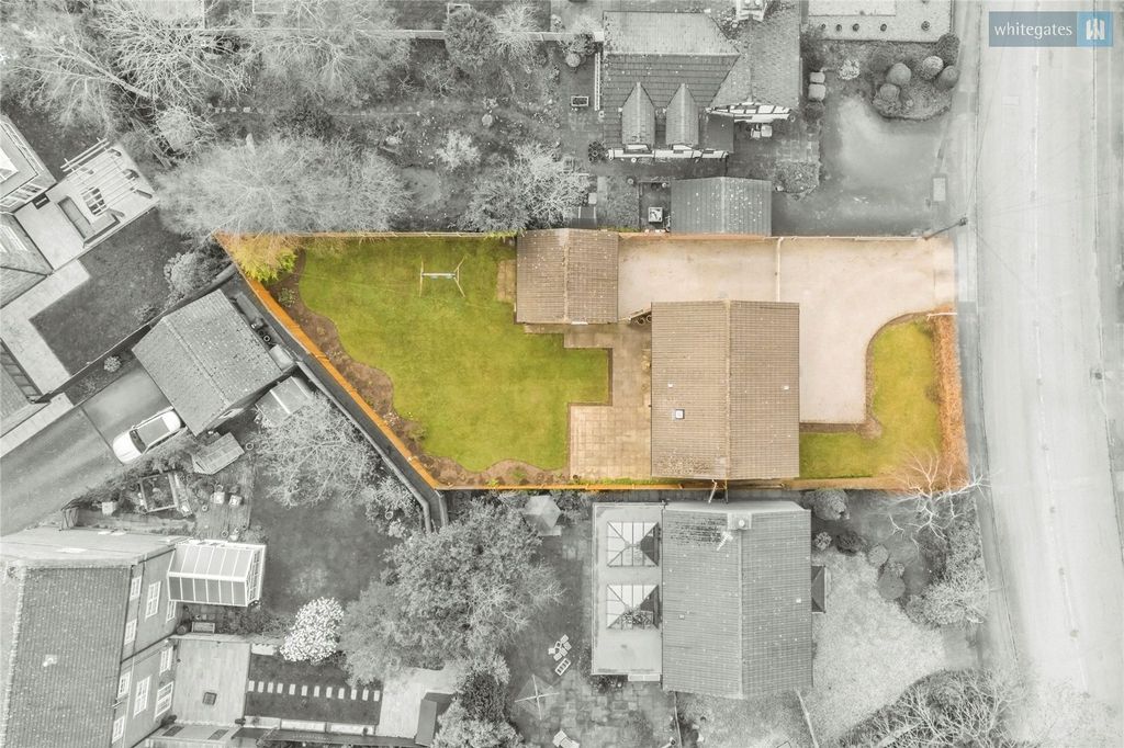 Additional image 3 of 4 bed detached house for saleLondon Road, Stapeley, Nantwich, Cheshire CW5