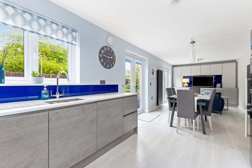 Additional image 5 of 4 bed detached house for sale4 Corby Craig Crescent, Bilston, Roslin EH25