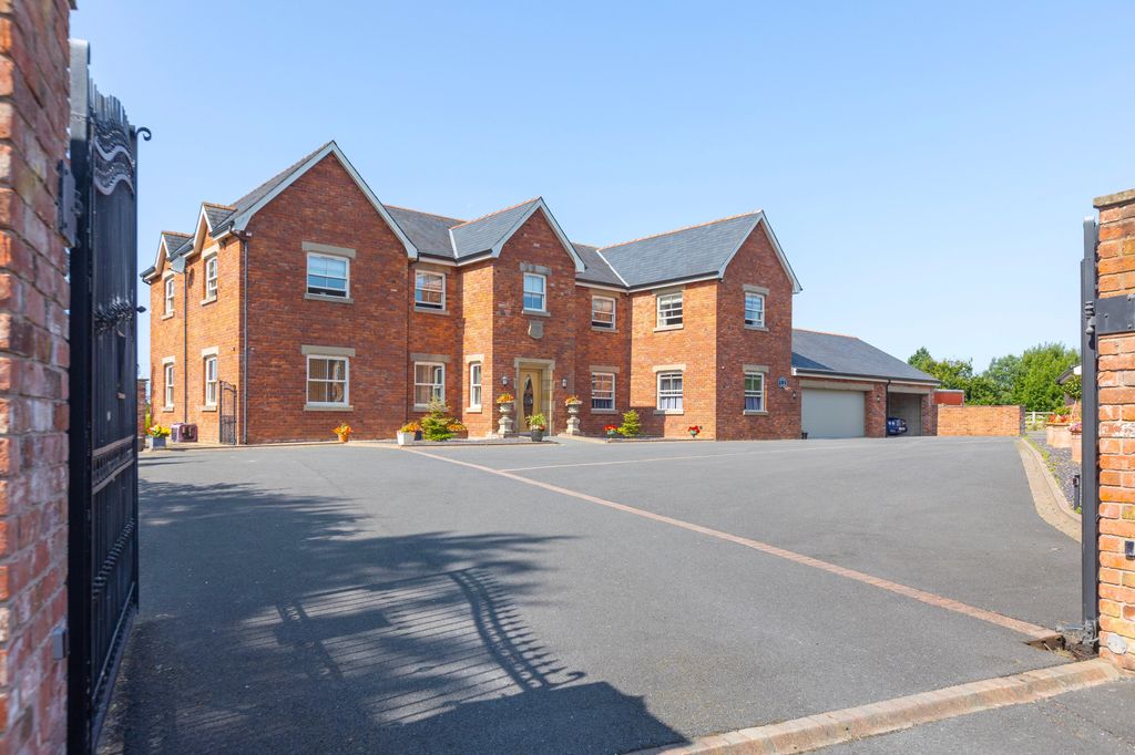 Additional image 35 of 5 bed detached house for saleTudor Avenue, Lea PR4