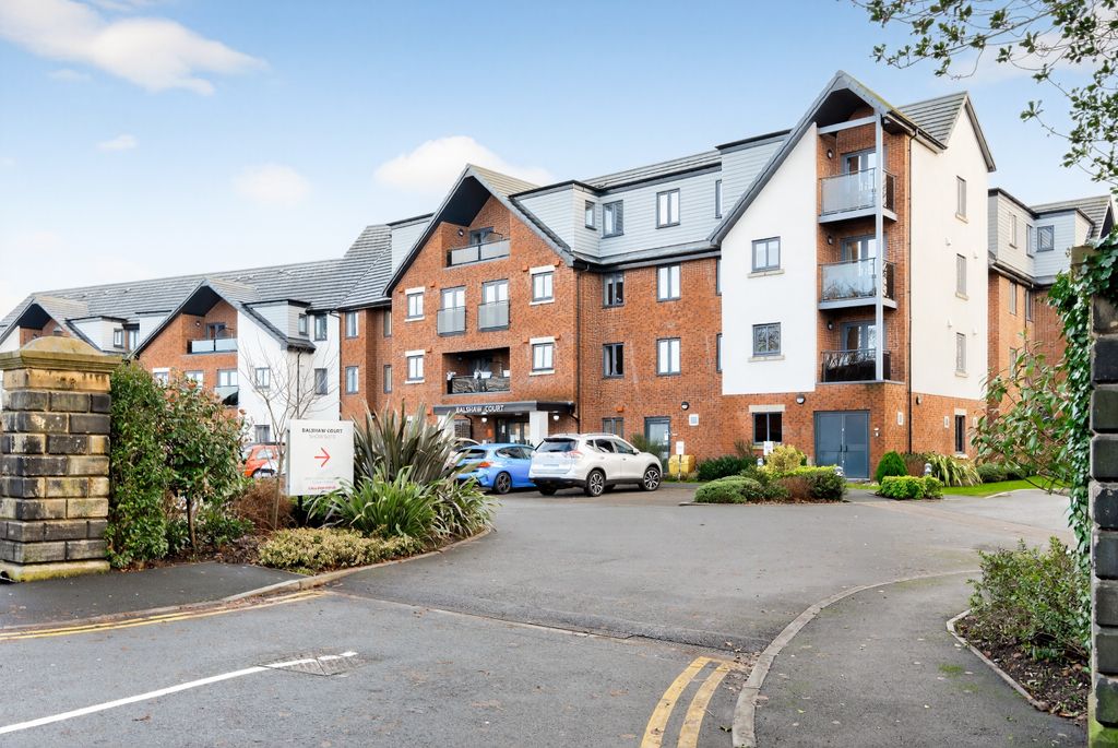 1 bed flat for saleBalshaw Court, Burlington Gardens, Leyland PR25