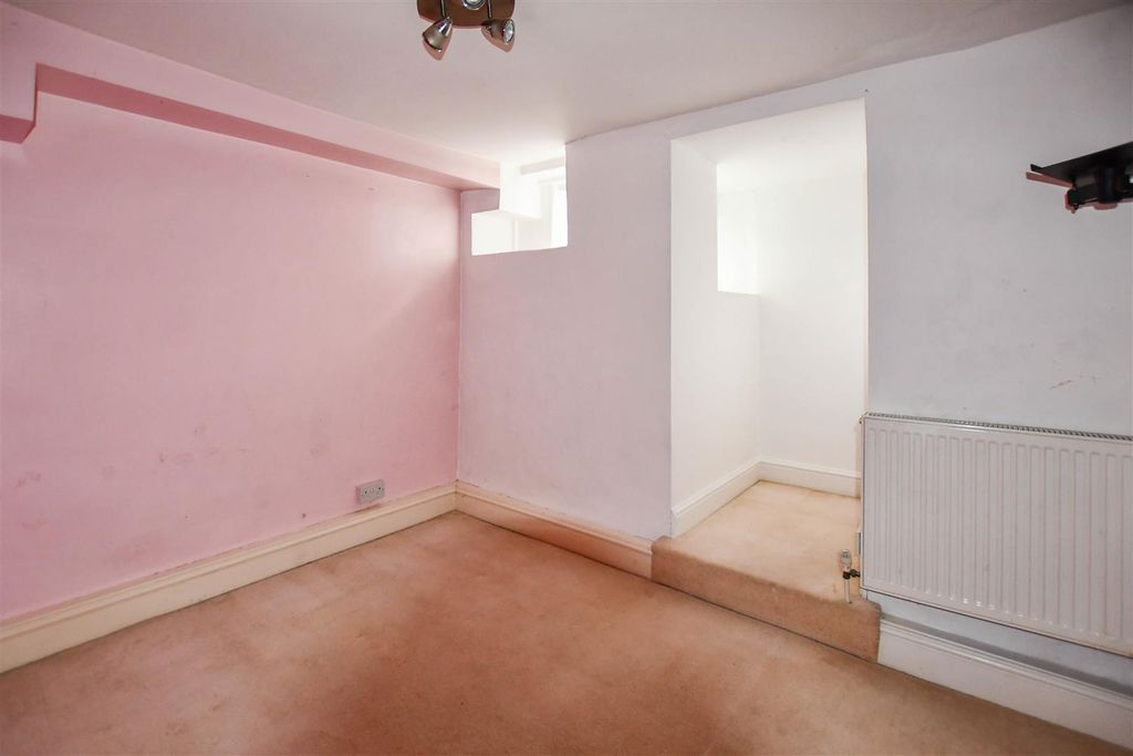 Additional image 7 of 2 bed flat for saleHigh Street, Newmarket CB8