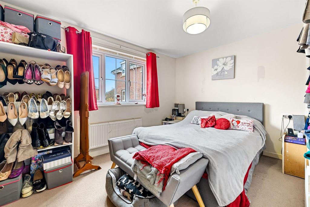 Additional image 3 of 2 bed flat for saleSpiro Close, Pulborough RH20