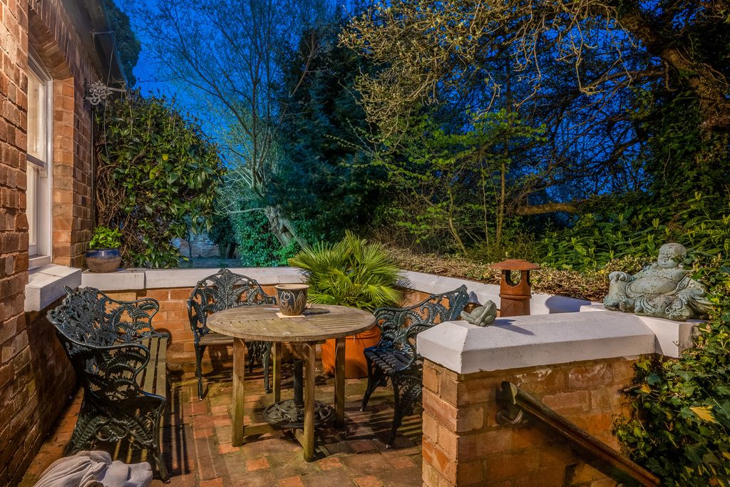Additional image 28 of 7 bed villa for saleArlington Avenue, Leamington Spa, Warwickshire CV32