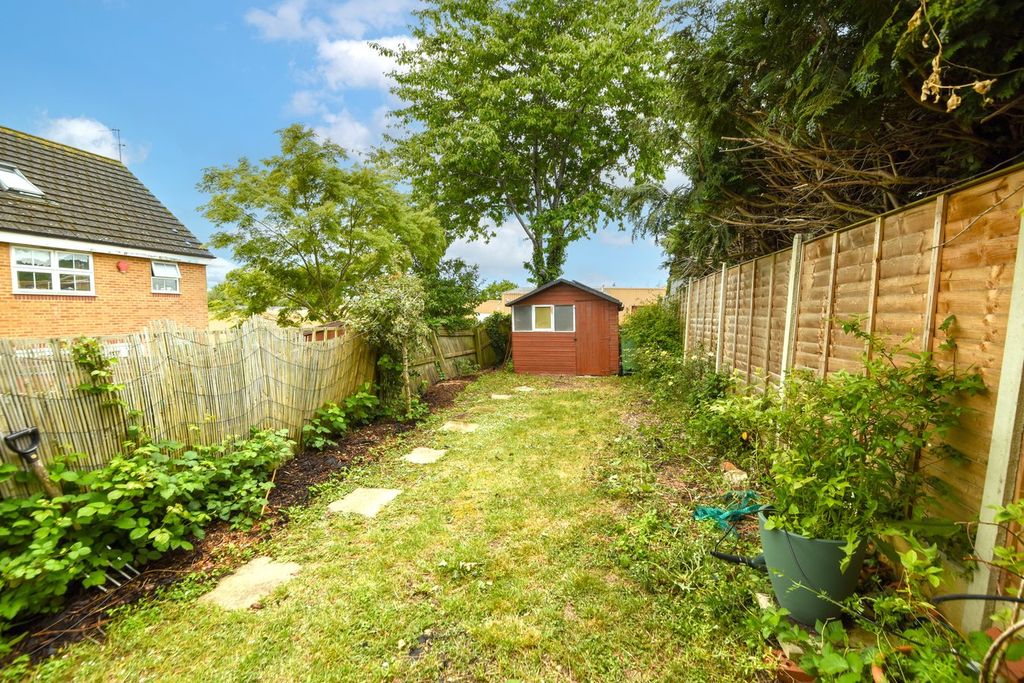 Additional image 13 of 1 bed terraced house for saleHarrington Close, Newbury RG14
