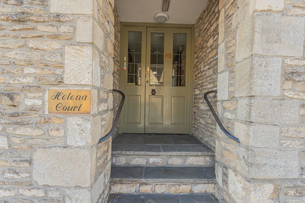 Additional image 17 of 3 bed maisonette for saleHampton Street, Tetbury GL8