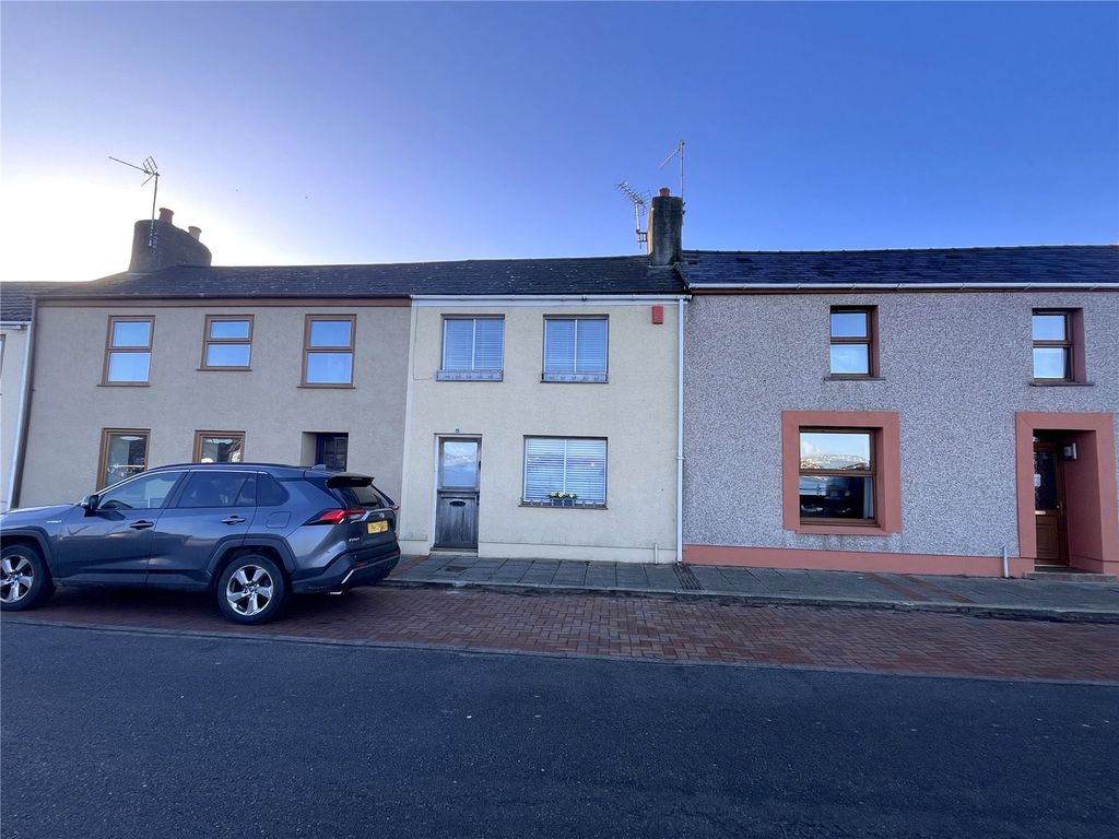 2 bed terraced house for saleFront Street, Pembroke Dock, Pembrokeshire SA72