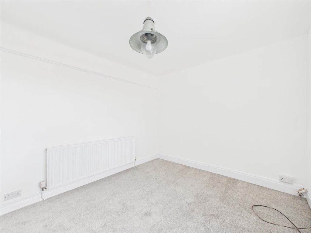 Additional image 41 of 5 bed flat for salePensby Road, Heswall, Wirral CH60