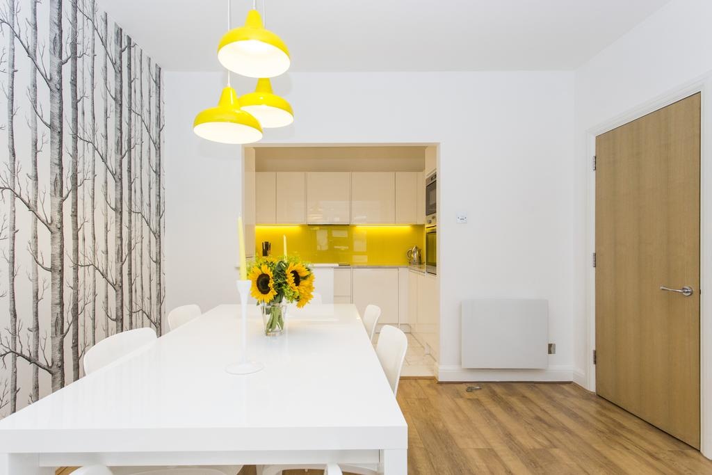 2 Bed Flat, Bartholomew Close, EC1A, N1 7GU photo 5
