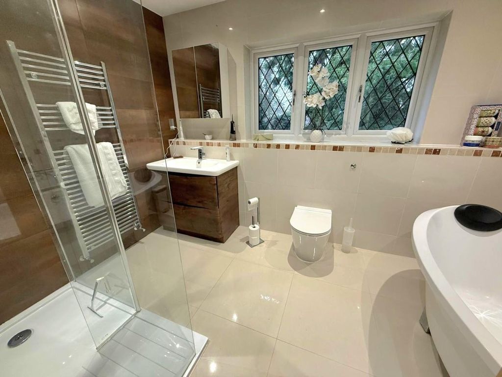 Additional image 14 of 4 bed detached house for saleShoal Creek, Collingtree Park, Northampton NN4