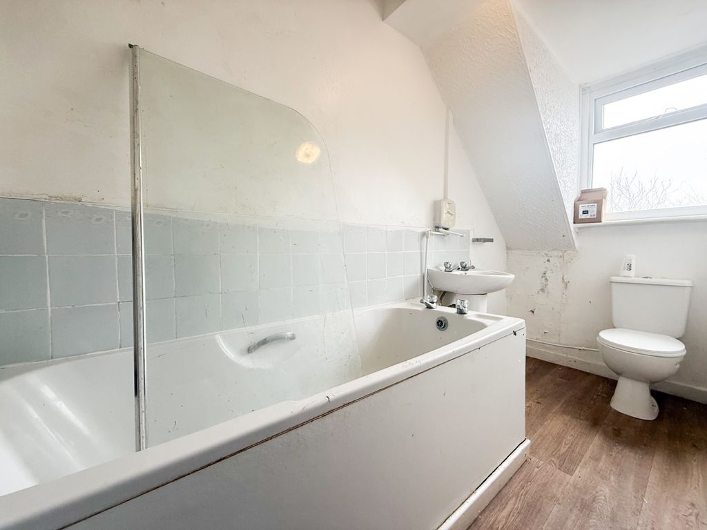 Additional image 7 of 1 bed flat for saleScarbrough Avenue, Skegness PE25