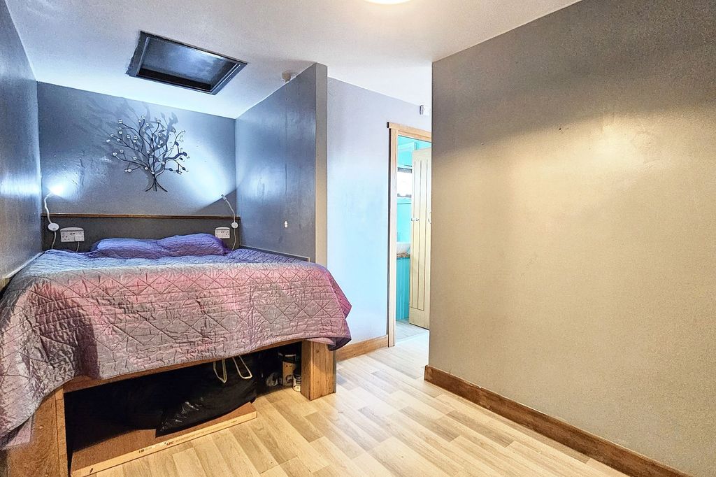 Additional image 7 of 1 bed flat for saleWeston Way, Newmarket CB8