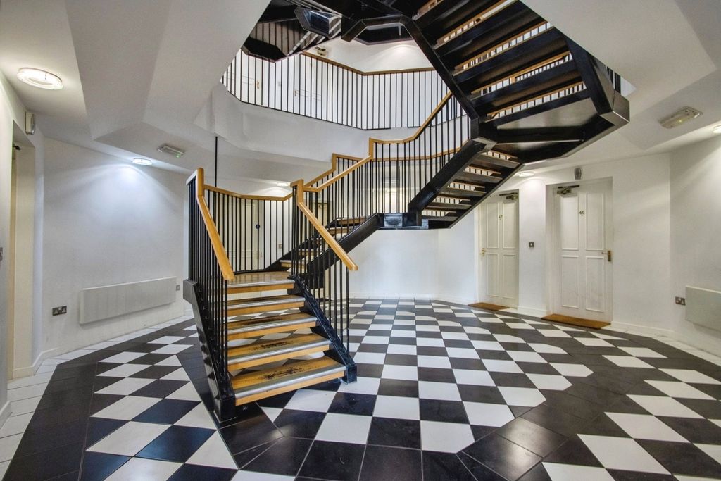 Additional image 2 of 2 bed flat for saleTuke Grove, Wakefield, West Yorkshire WF1