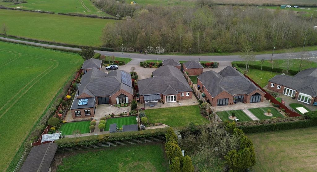Additional image 41 of 4 bed bungalow for salePenniment Lane, Mansfield NG19