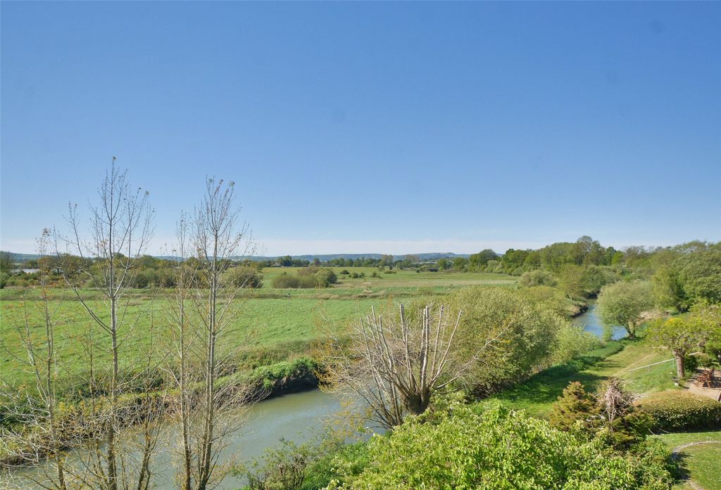 Additional image 13 of 3 bed flat for saleArun Prospect, Station Road, Pulborough, West Sussex RH20