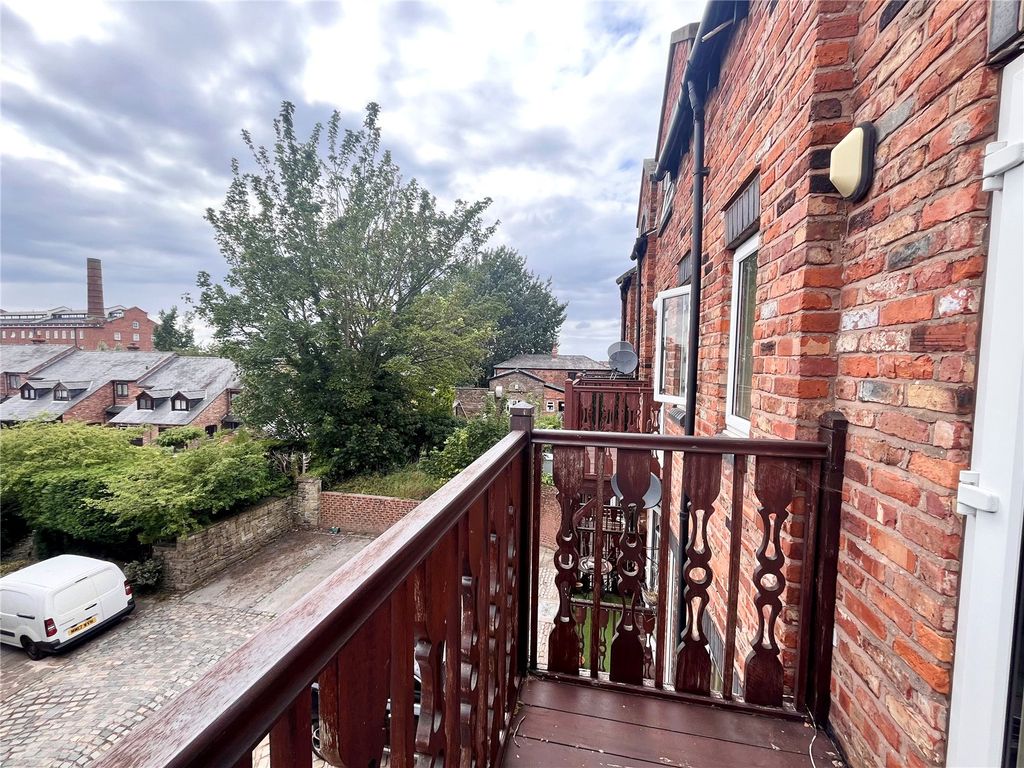 Additional image 6 of 2 bed flat for saleRoan House Way, Macclesfield, Cheshire SK11