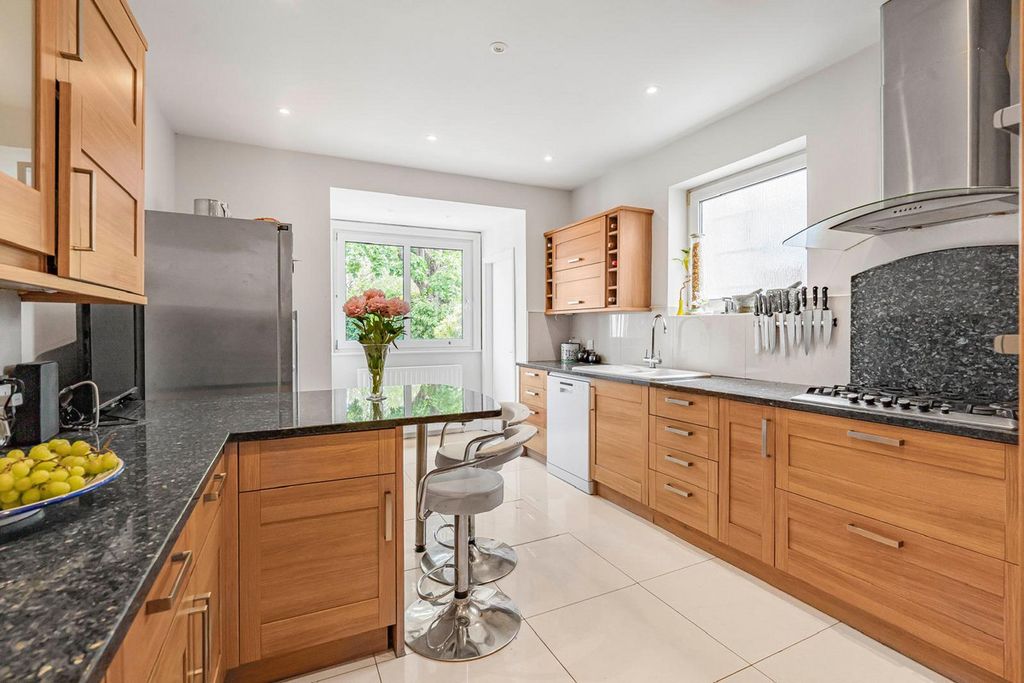 Additional image 9 of 4 bed detached house for saleCoombe Road, New Malden KT3